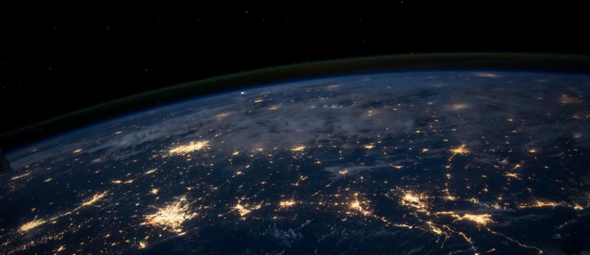 Foto af jorden ser fra rummet