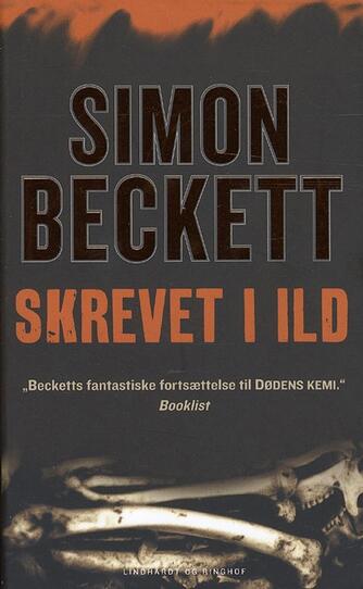 Simon Beckett: Skrevet i ild : krimi