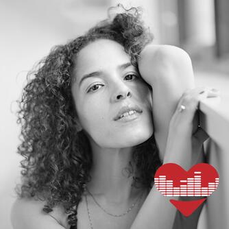 Anya: Elvis Presley, Can't help falling in love
